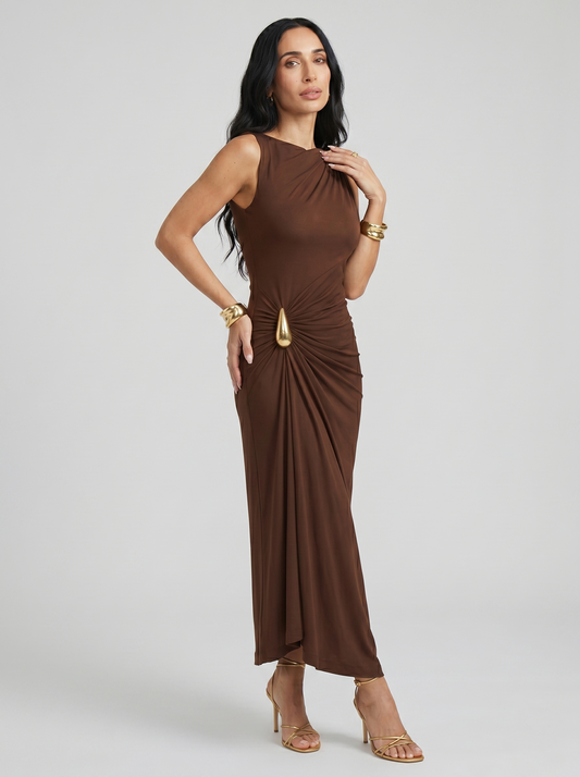 Cinthia | Vestido elegante con enganches dorados