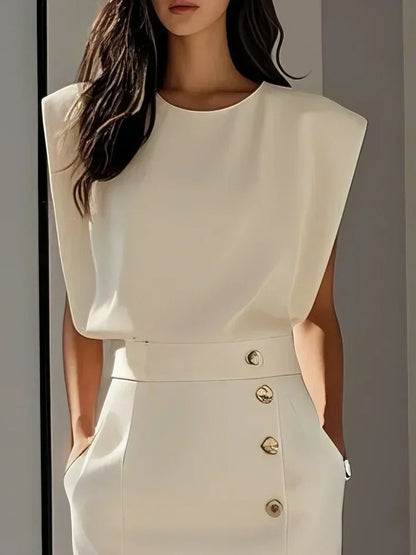 Women’s Sleeveless Midi Dress – Button Detail & Fitted Waist