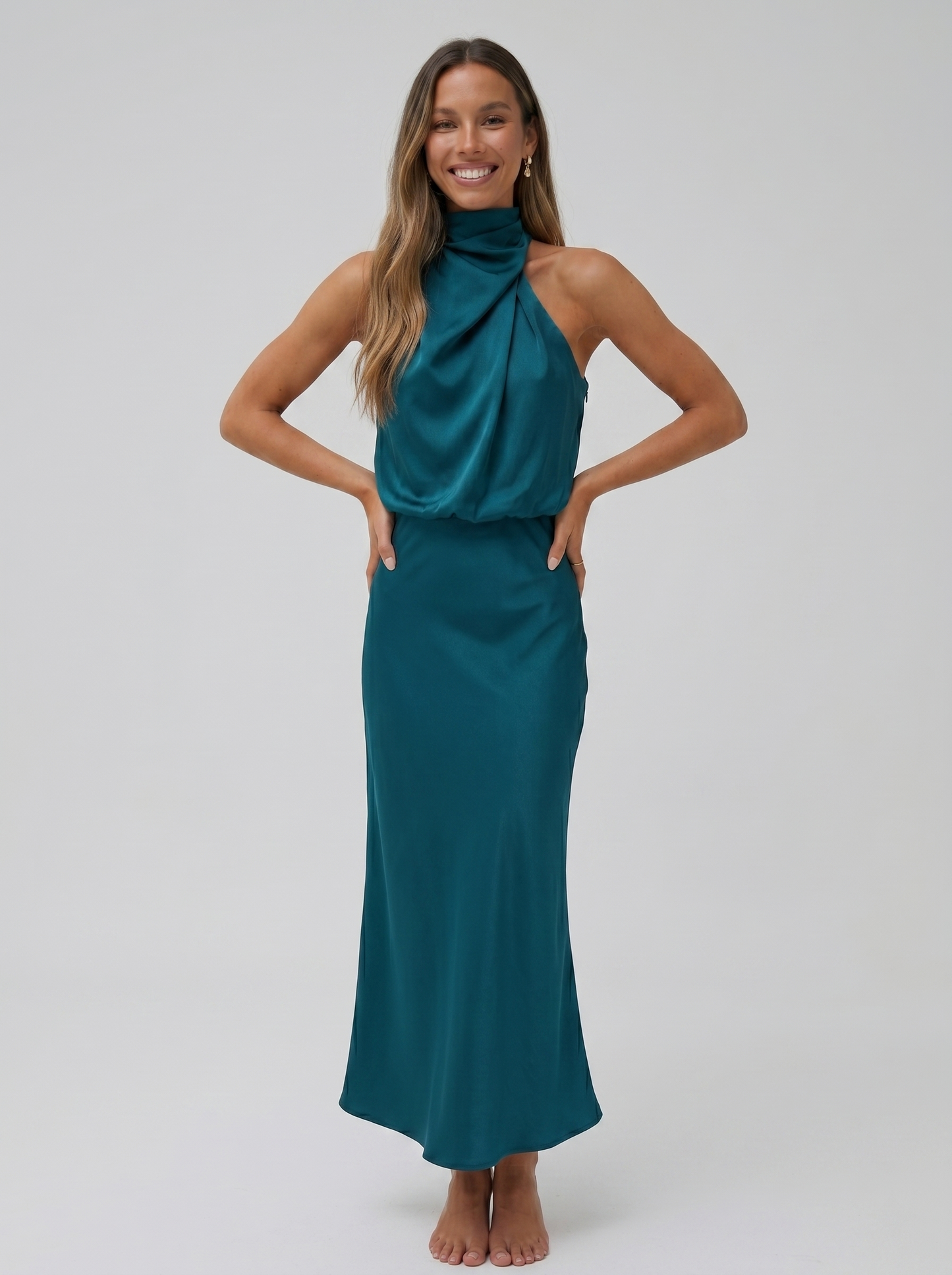 Carmina | Vestido largo con cuello halter
