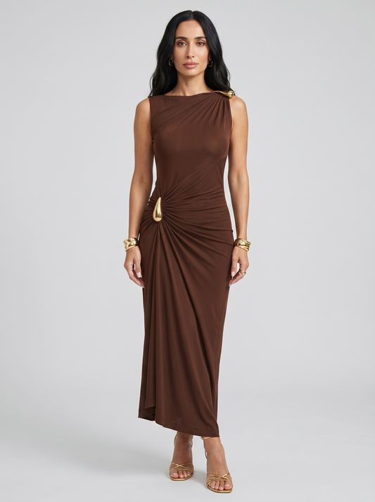 Cinthia | Vestido elegante con enganches dorados