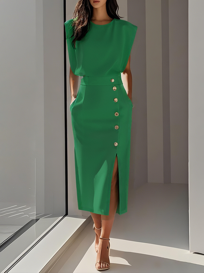 Women’s Sleeveless Midi Dress – Button Detail & Fitted Waist
