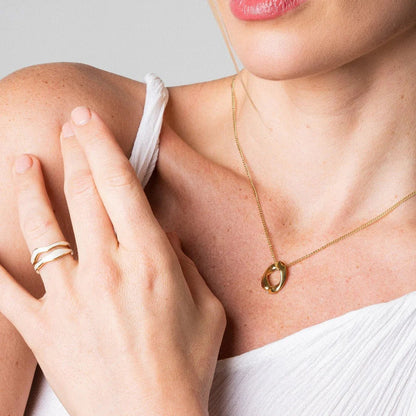 Marea | Anillo ajustable bañado en oro de 18 quilates