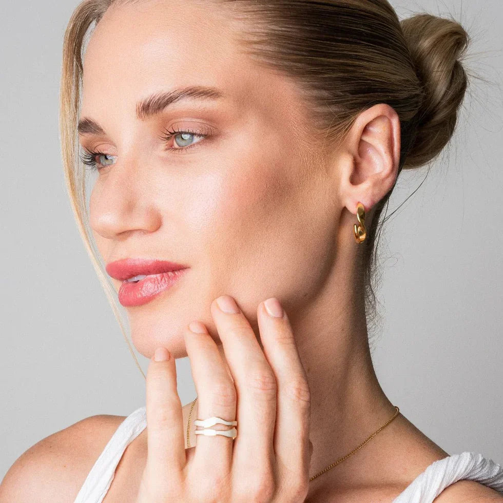 Marea | Anillo ajustable bañado en oro de 18 quilates