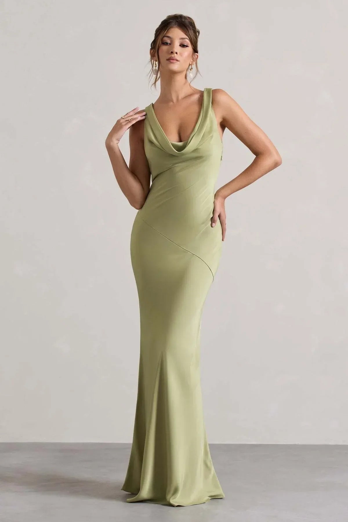 Gael™ | Vestido Largo Escote Cascada