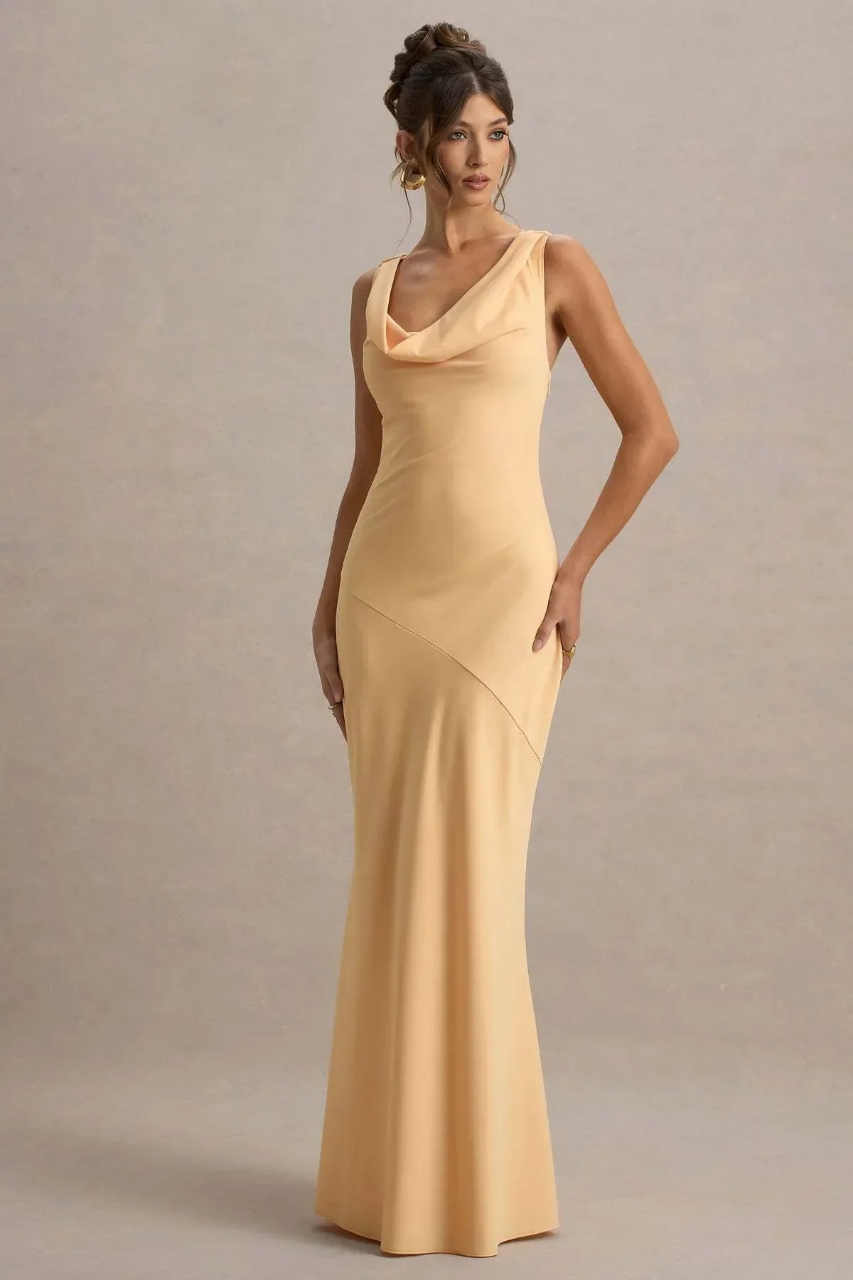 Gael™ | Vestido Largo Escote Cascada