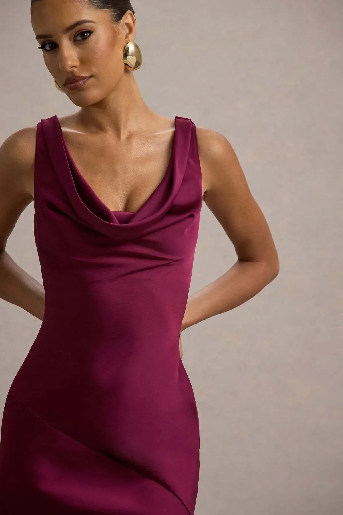 Gael™ | Vestido Largo Escote Cascada