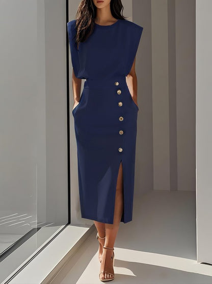 Women’s Sleeveless Midi Dress – Button Detail & Fitted Waist